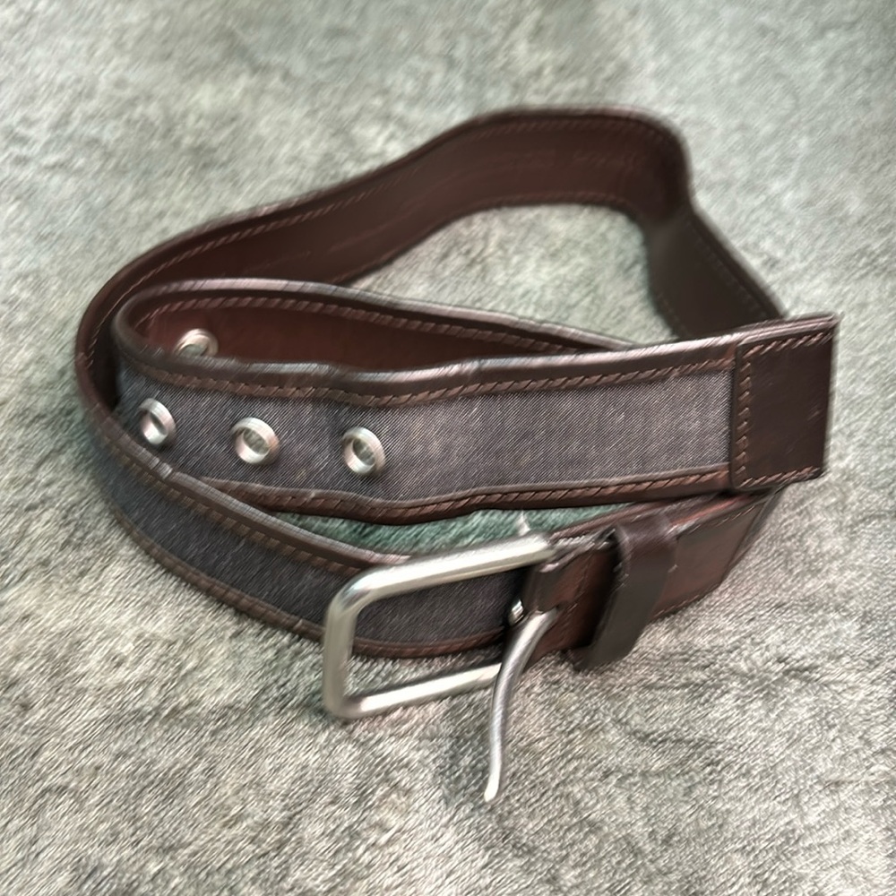 Banana Republic Men’s Grey Fabric Brown Vegan Leather Wrapped Belt, size 32